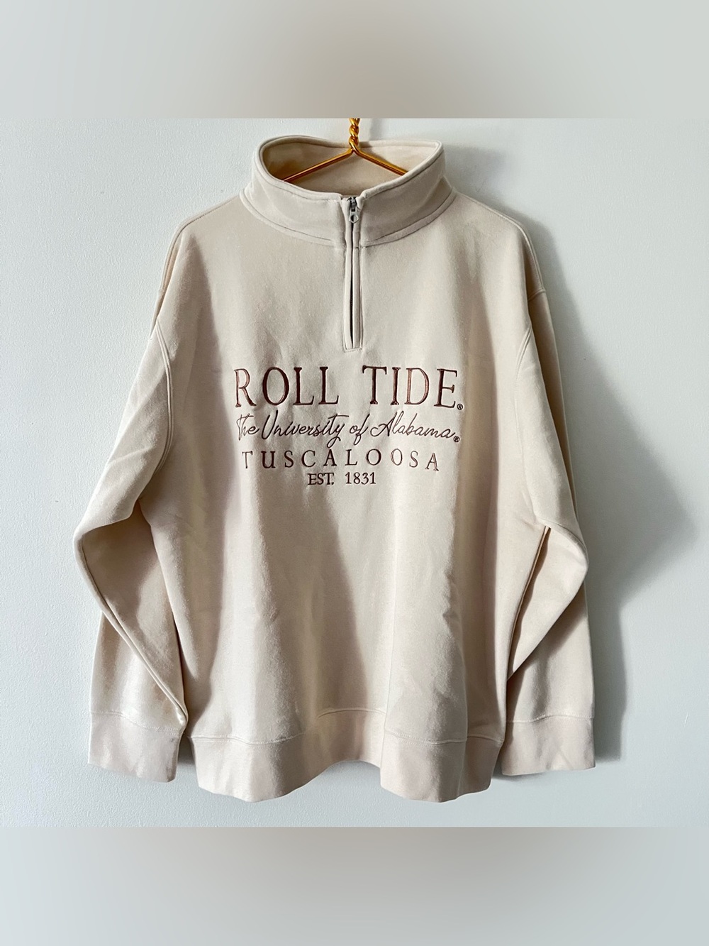 NWT University of Alabama Embroidered 'Roll Tide' Cream 1/4 Zip Sweatshirt XL